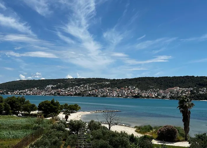 Apartments Zora Trogir