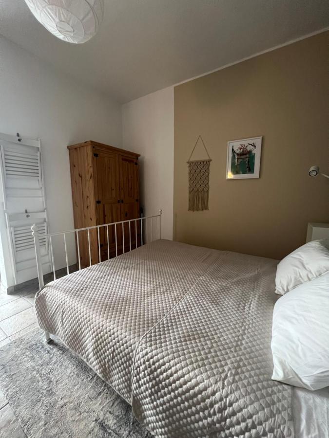 Zora Apartment *