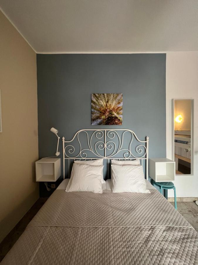 Zora Apartment