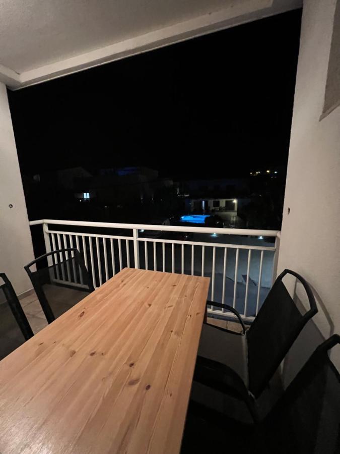 Zora Apartment