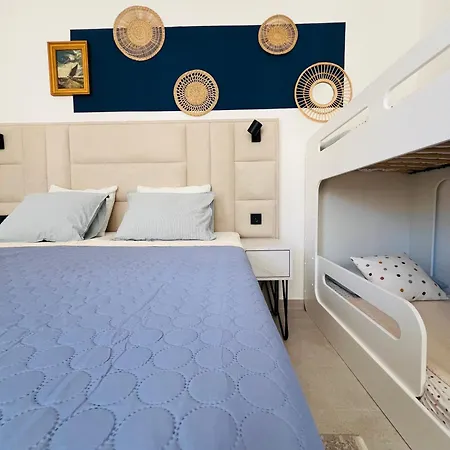 Apartments Zora Trogir Exterior photo